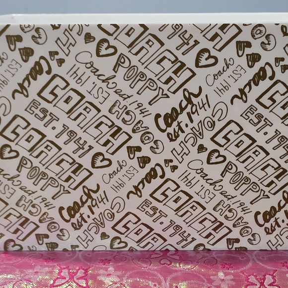 Coach Logo Box - Picture 3 of 7